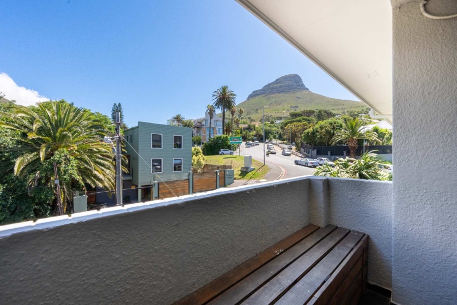 To Let 2 Bedroom Property for Rent in Gardens Western Cape